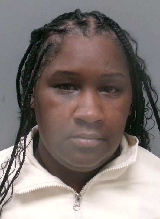 Booking photo of Chiquitia Lott