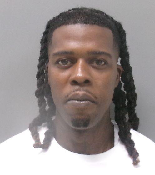 Booking photo of Quantavius Thompson