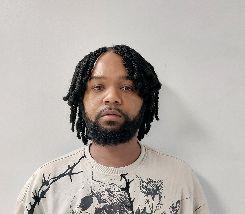 Booking photo of Devonte Woods