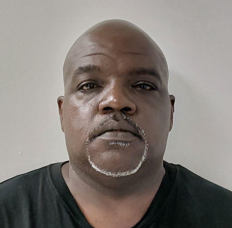 Booking photo of Derrick Dickens