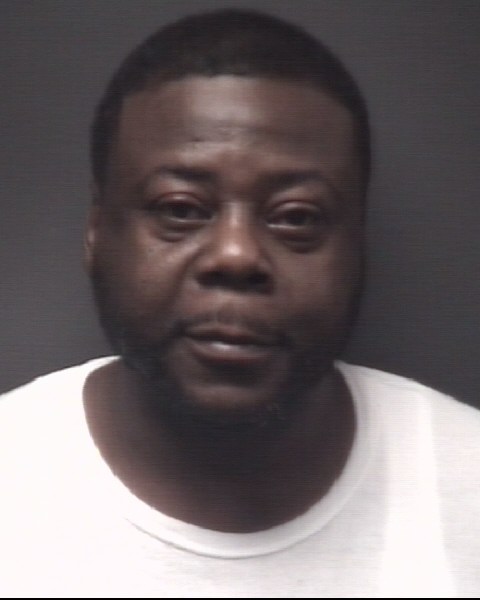 Booking photo of Robert Mcfadden Iii