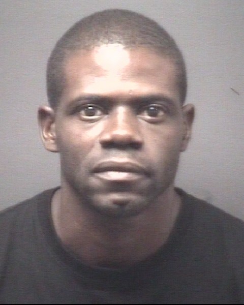 Booking photo of Demetrius Bradley