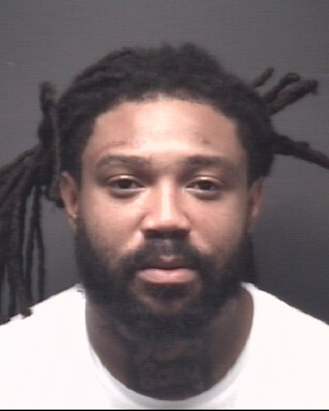 Booking photo of Zaquan Dickens