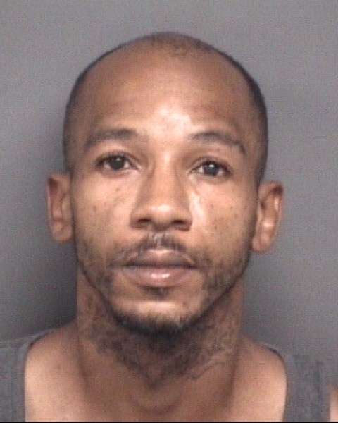 Booking photo of Demetrius Mccray
