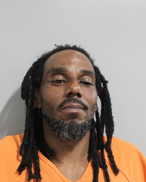 Booking photo of Alfonzo Leonard
