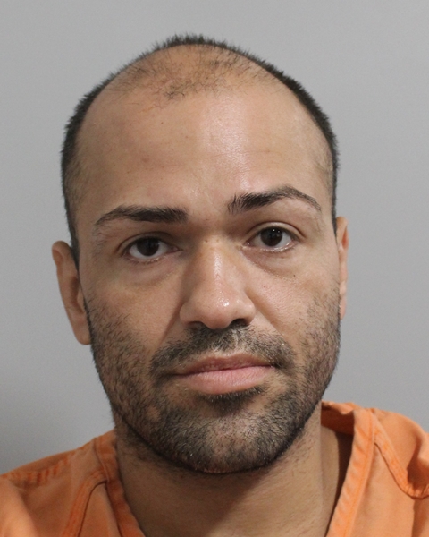 Booking photo of Edwin Colon Cruz