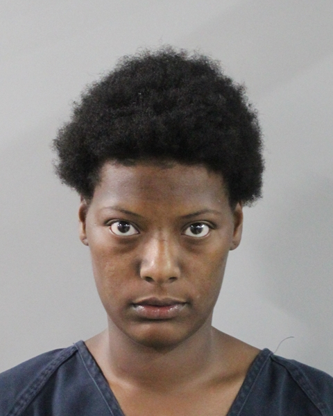 Booking photo of Latotyanna Smith