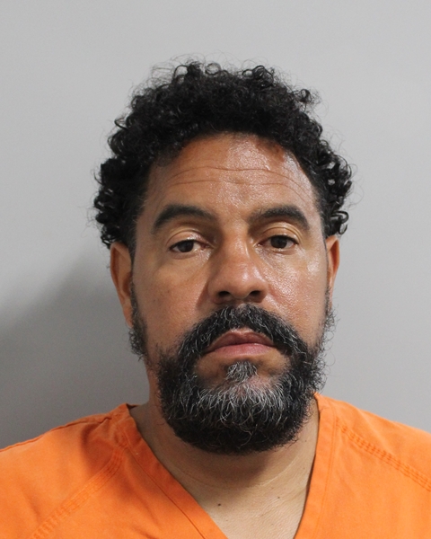 Booking photo of Omauris Mota