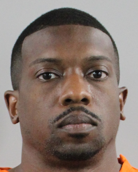 Booking photo of Darian Williams