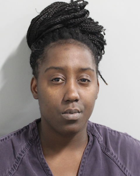 Booking photo of Shadaisha Roberts