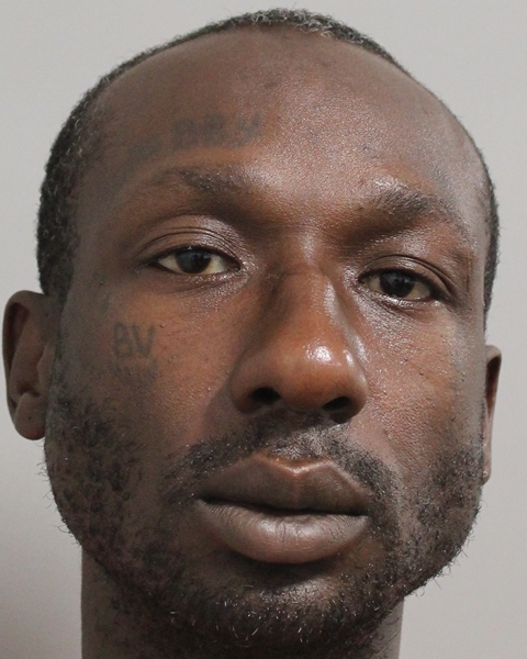Booking photo of Nikevee Curry