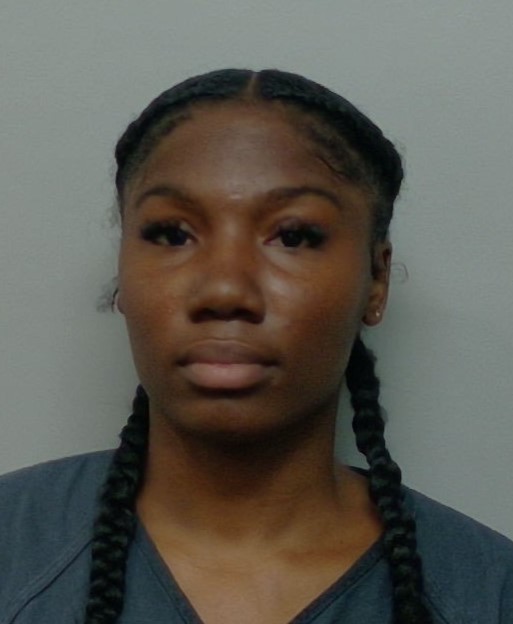 Booking photo of Yahkeisha Jones-moye