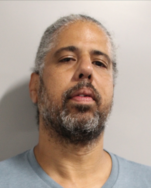 Booking photo of Alexandre Cruz