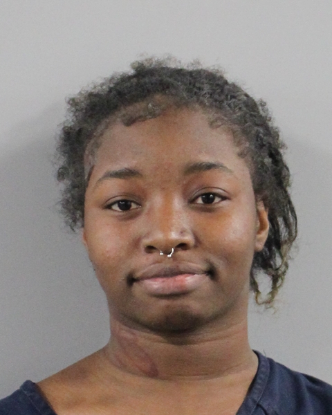 Booking photo of Mariah Biggins