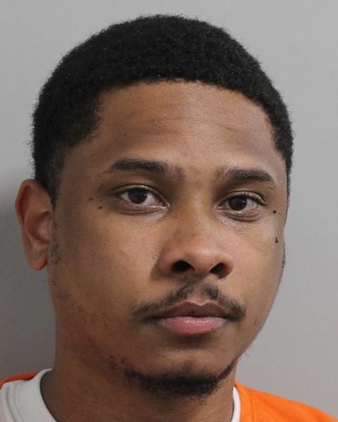 Booking photo of Traveon Roberts