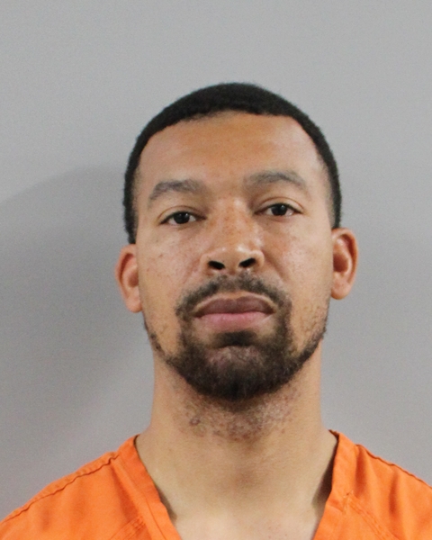 Booking photo of Cedric Scott