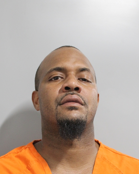 Booking photo of Tyrone Cox
