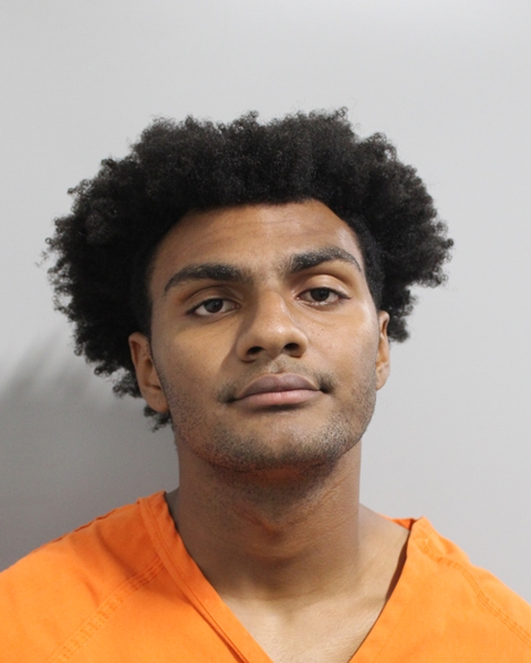 Booking photo of Izaiah Allen
