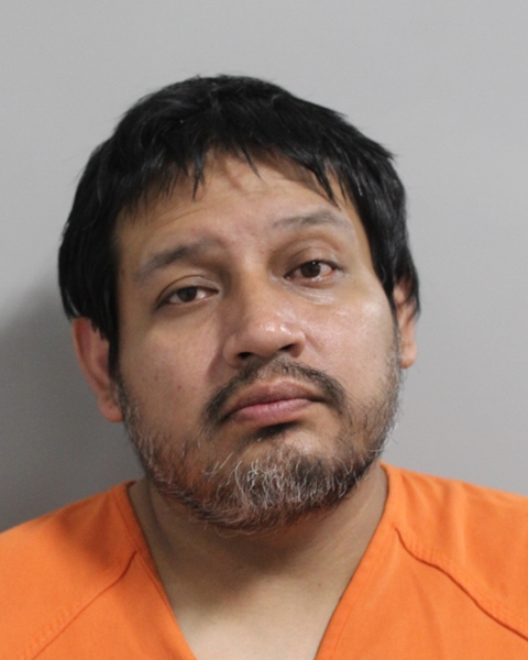 Booking photo of Oscar Pilla