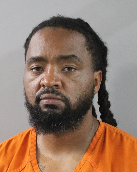 Booking photo of Quniton Chandler