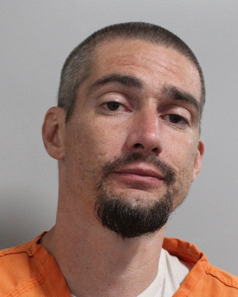 Booking photo of Kellen Wells