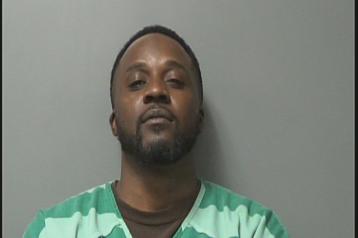 Booking photo of Roryon Devon Carter