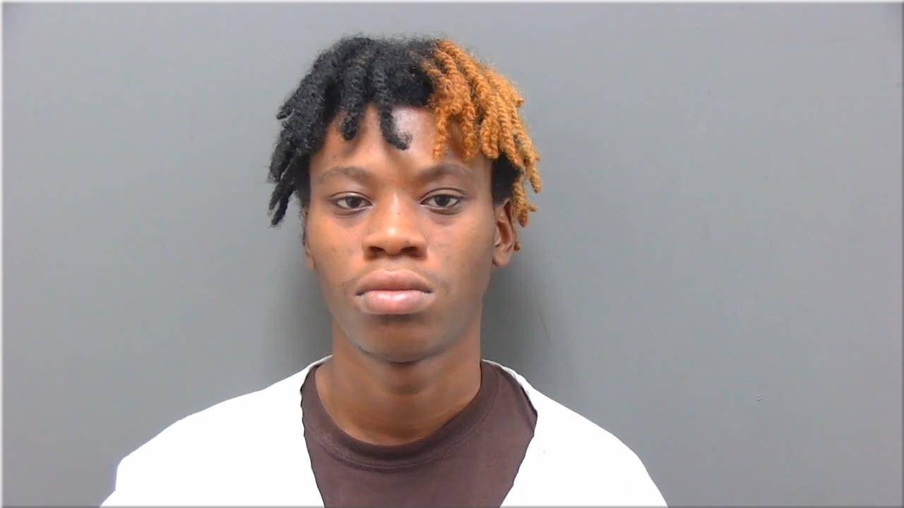Booking photo of Ciquil Mangum
