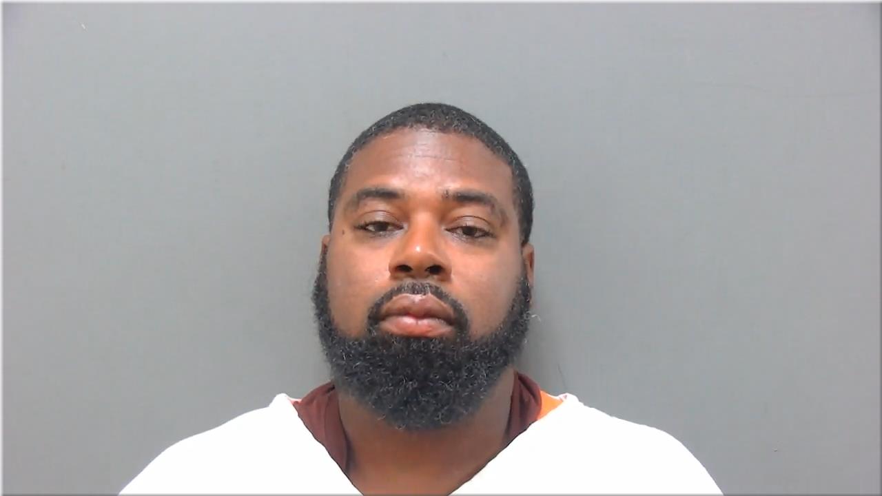 Booking photo of Terence Majors