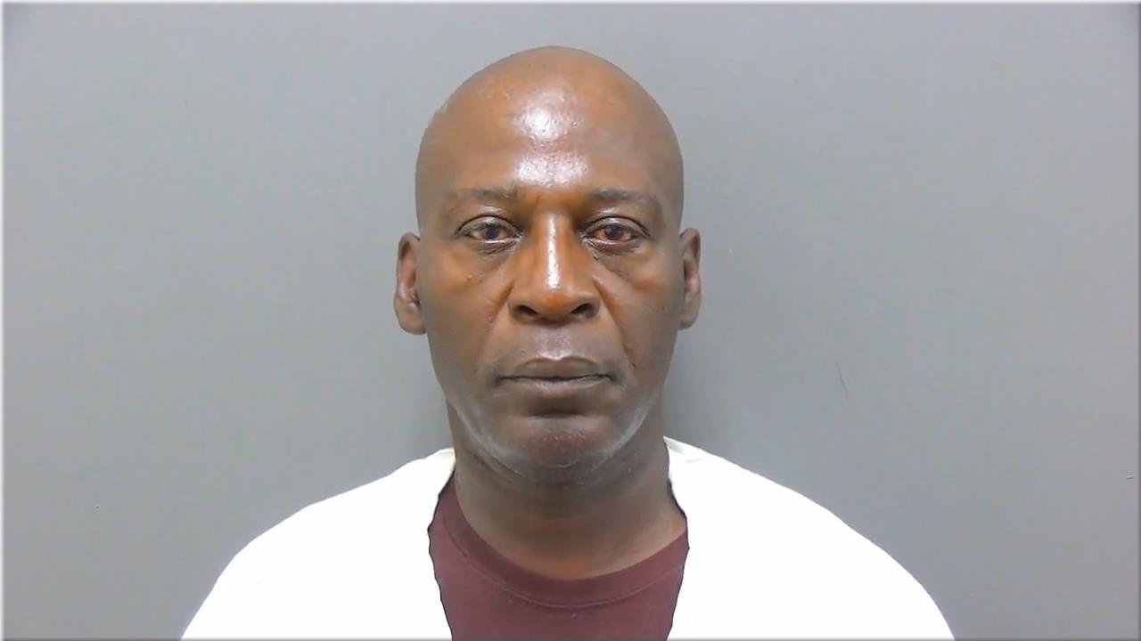 Booking photo of Daryl Knighten