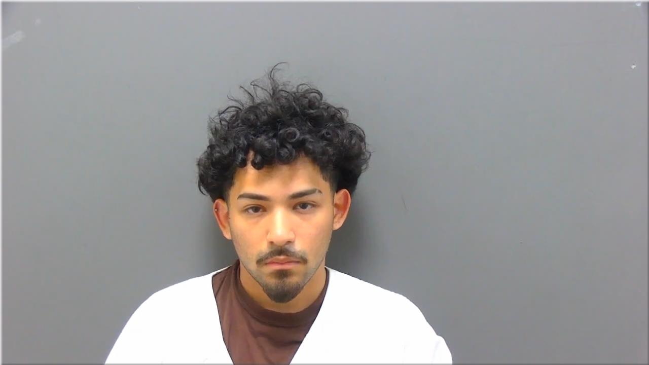 Guillermo Hernandez booking photo
