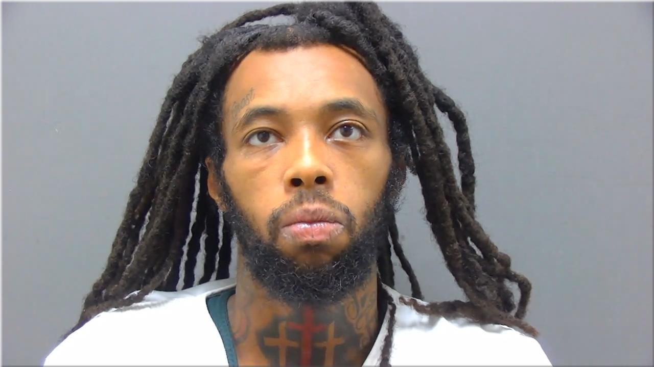 Booking photo of Cameron Bates