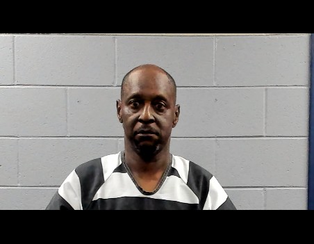 Booking photo of Lyner Cromwell