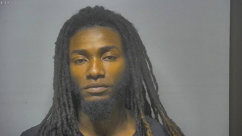 Booking photo of Toquante Lewis