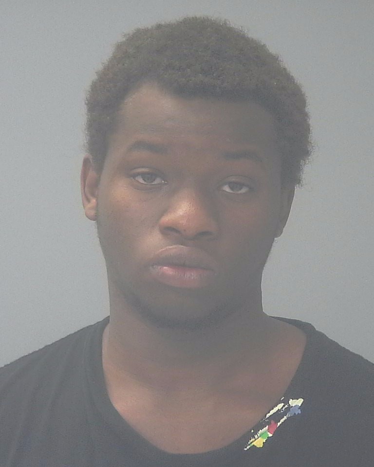 Booking photo of Isaiiah Lutley