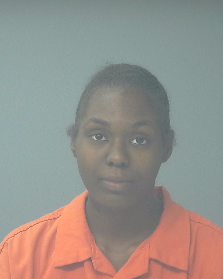 Booking photo of Xzayvionna Lewis
