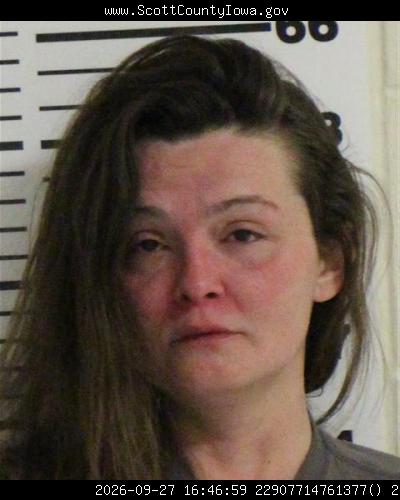 Booking photo of Caitlyn Snell