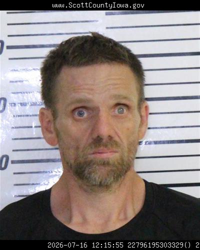 Booking photo of Kelly Evans