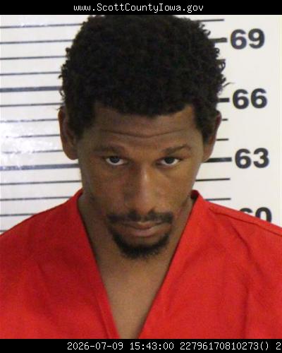 Booking photo of Kejuan Davis