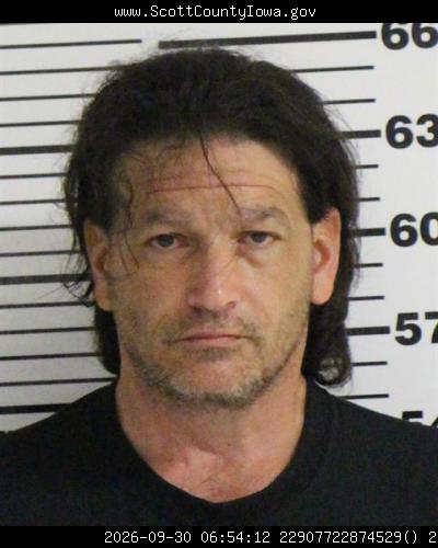 Booking photo of Damien Maynard