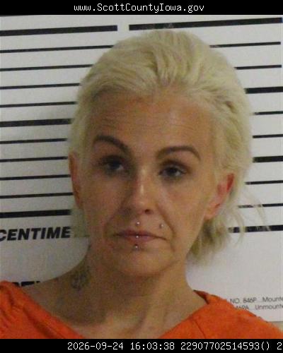 Booking photo of Kelsie Lange