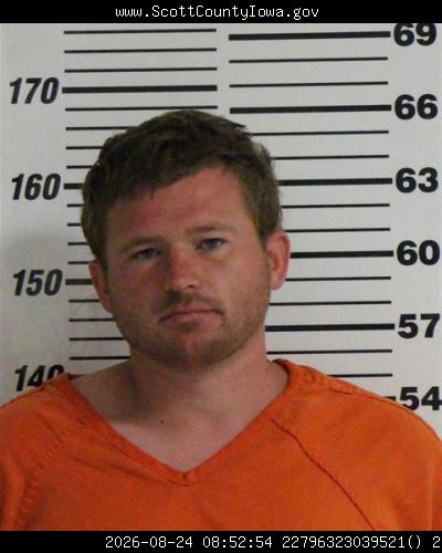 Booking photo of Mackenzie Minney