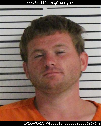 Booking photo of Mackenzie Minney