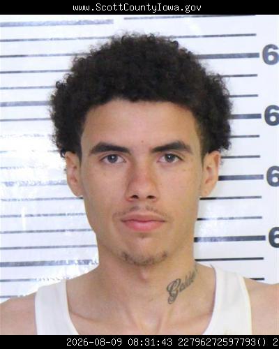 Booking photo of Izaiah Brown