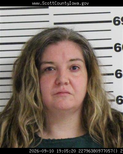 Booking photo of Samantha Fetters