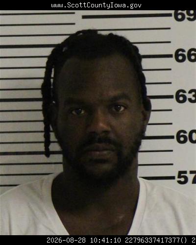 Booking photo of Lamarcus Everett