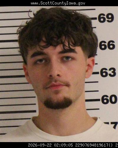 Booking photo of Quinten Hodges