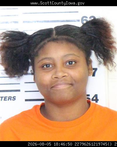 Booking photo of Janae Vinson