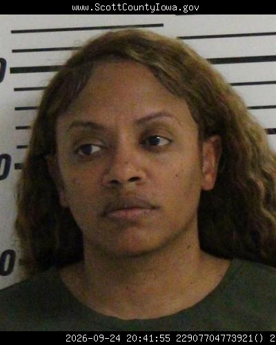 Booking photo of Dominique Lynch