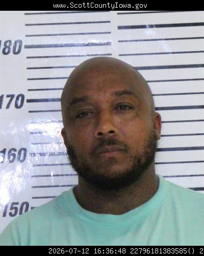Booking photo of Damar Hampton