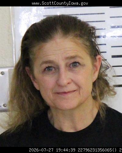 Booking photo of Nichelle Mills